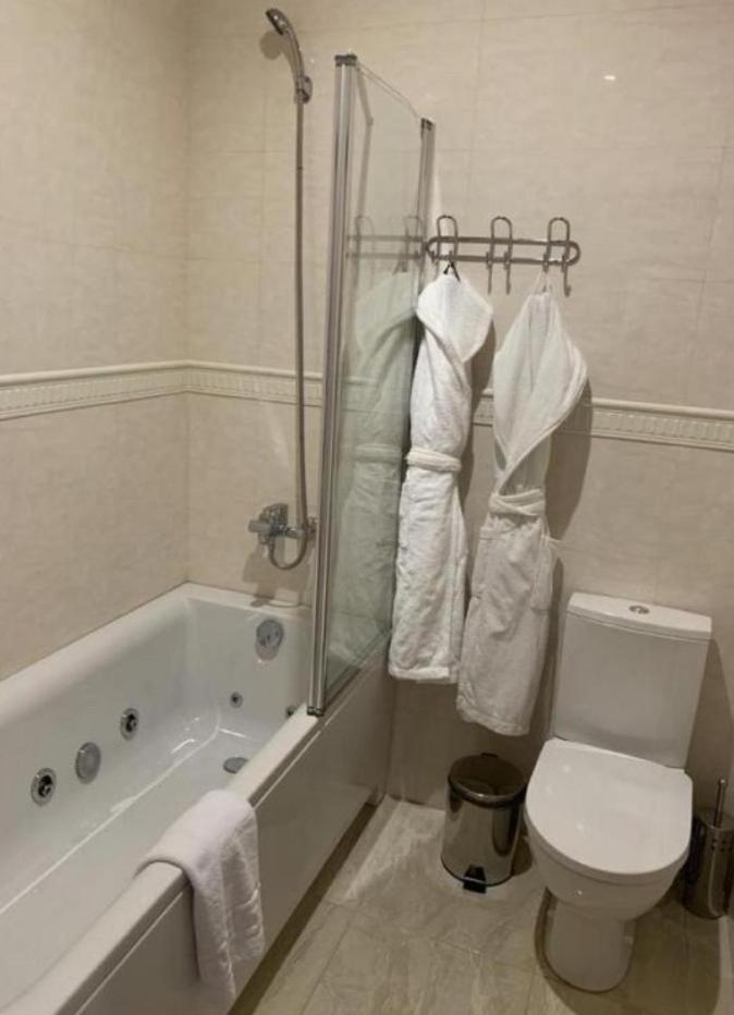 Готель Ангел На Великій Кільцевій Sofiivska Borshchahivka Extérieur photo